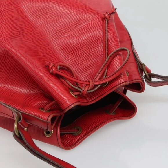 LOUIS VUITTON Epi Petit Noe Shoulder Bag Red - Picture 6 of 15